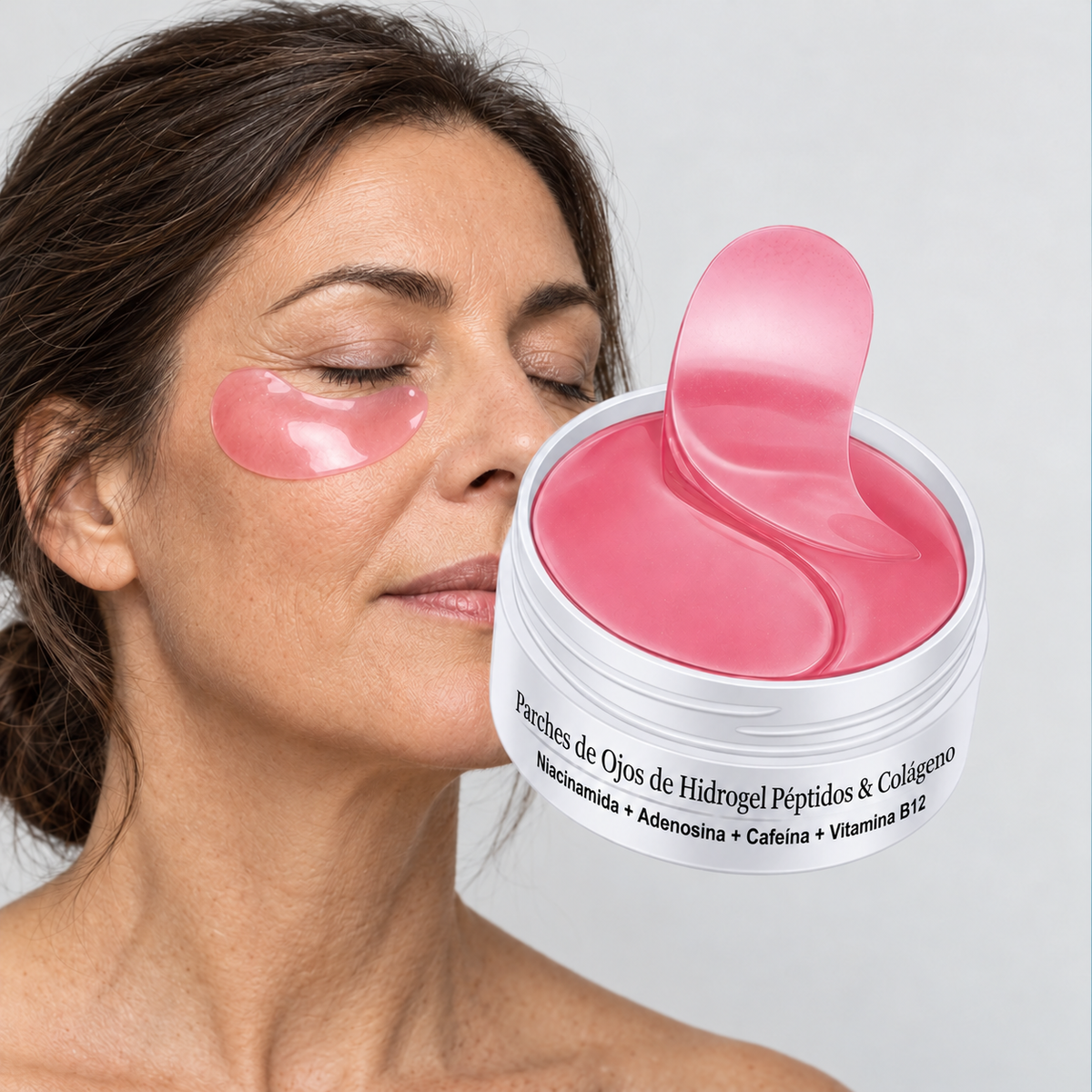 Mujer con un parche de ojos de hidrogel Jovenella